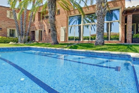 Māja pārdošanā Sant Pol de Mar, Barcelona, Spānijā 5 istabas, Nr. 140779 - attēls 4