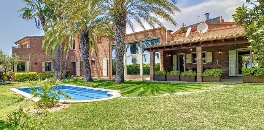 Māja Sant Pol de Mar, Barcelona, Spānijā 5 istabas, Nr. 140779