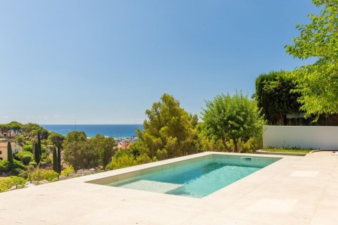 Сasa en venta en Arenys de Mar, Barcelona, España 4 dormitorios, No. 140780 - foto 3