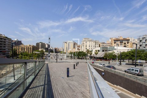 Продажа квартиры в Барселона, Испания 3 спальни, 145м2 №150760 - фото 17