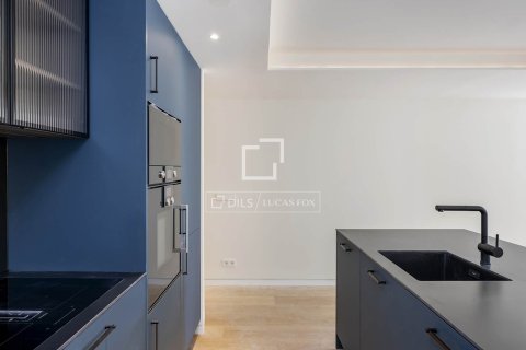 Dzīvoklis pārdošanā Barcelona, Spānijā 1 istaba, 82 m2 Nr. 150759 - attēls 5