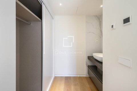 Dzīvoklis pārdošanā Barcelona, Spānijā 1 istaba, 82 m2 Nr. 150759 - attēls 19