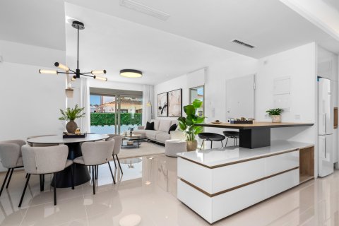 Продажа квартиры в Лос-Алькасарес, Мурсия, Испания 3 спальни, 194м2 №146652 - фото 24