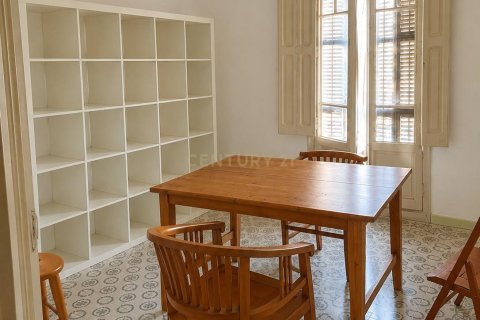Apartment for sale in Barcelona, Spain 5 bedrooms, 131 sq.m. No. 191088 - photo 7