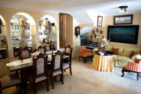 Rindu māja Casares Costa, Malaga, Spānijā 3 istabas, 166.7 m2 Nr. 147695