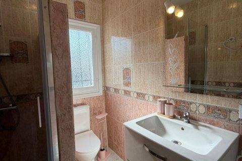 Villa à louer à Torrevieja, Alicante, Espagne, 3 chambres, 68 m2 No. 166719 - photo 11