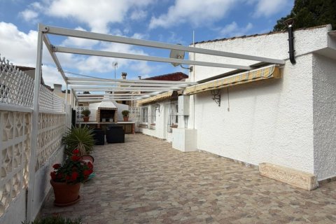 Villa à louer à Torrevieja, Alicante, Espagne, 3 chambres, 68 m2 No. 166719 - photo 6
