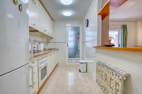 Продажа квартиры в Торревьеха, Аликанте, Испания 3 спальни, 91м2 №166716 - фото 5