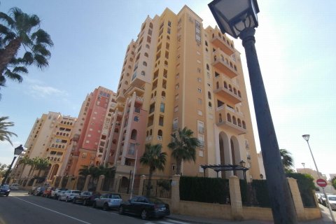 Дуплекс в Торревьеха, Аликанте, Испания 4 спальни, 143м2 №166717
