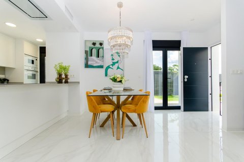 Продажа виллы в Вистабелья, Аликанте, Испания 3 спальни, 118м2 №142553 - фото 12