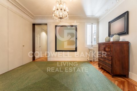 Appartamento in vendita a Madrid, Spagna 5 camere da letto, 267 mq. N° 158418 - foto 2