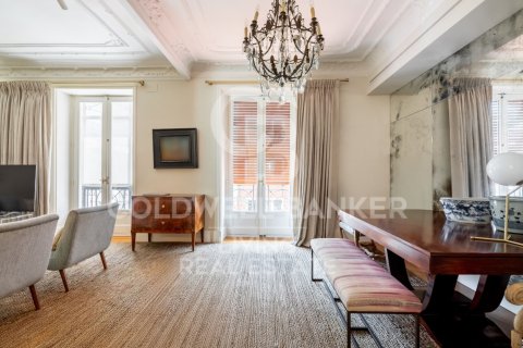 Appartamento in vendita a Madrid, Spagna 5 camere da letto, 267 mq. N° 158418 - foto 4