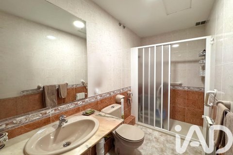Apartament w Tarragona, Hiszpania 4 sypialnie, 312 mkw. nr 172643 – zdjęcie 23