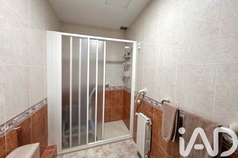 Apartament w Tarragona, Hiszpania 4 sypialnie, 312 mkw. nr 172643 – zdjęcie 24