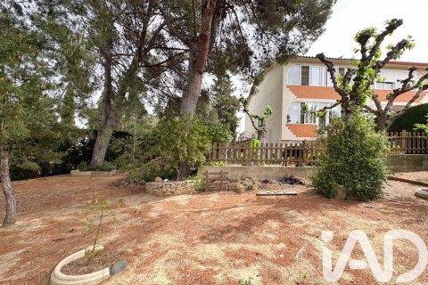 Apartament w Tarragona, Hiszpania 4 sypialnie, 312 mkw. nr 172643 – zdjęcie 1