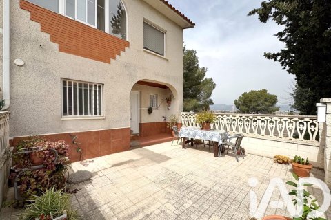 Apartament w Tarragona, Hiszpania 4 sypialnie, 312 mkw. nr 172643 – zdjęcie 4