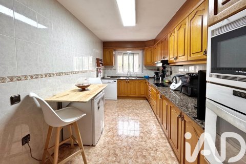 Apartament w Tarragona, Hiszpania 4 sypialnie, 312 mkw. nr 172643 – zdjęcie 12