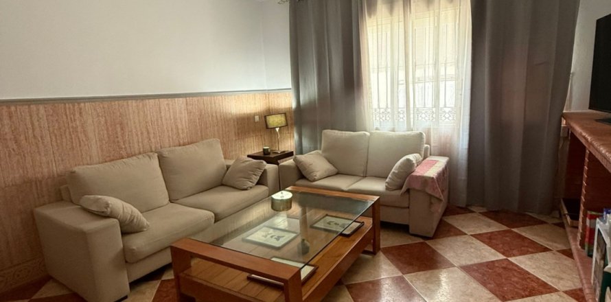 Casa a Lepe, Huelva, Spagna 5 camere da letto, 271 mq. N° 172644