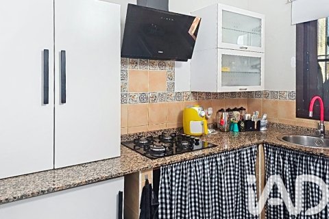 Apartment for sale in Yaiza, Lanzarote, Spain 2 bedrooms, 97 sq.m. No. 172647 - photo 15