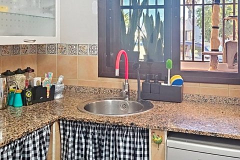 Apartment for sale in Yaiza, Lanzarote, Spain 2 bedrooms, 97 sq.m. No. 172647 - photo 12