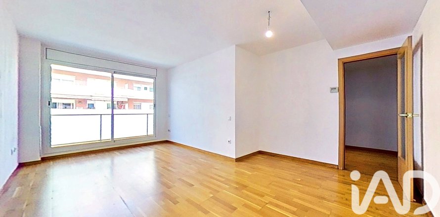 Dzīvoklis Reus, Tarragona, Spānijā 3 istabas, 102 m2 Nr. 172646