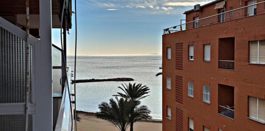 Квартира в Торревьеха, Аликанте, Испания 2 спальни, 83м2 №149780