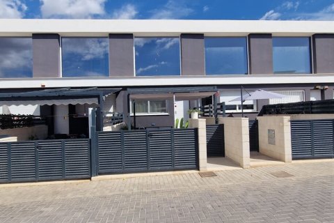 Townhouse in Gran Alacant, Alicante, Spanien 2 Schlafzimmer, 75 m2 Nr. 149783