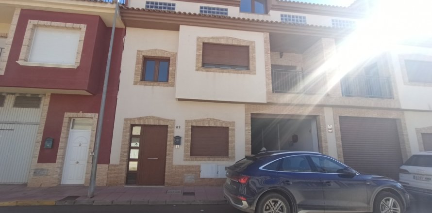 Radhus i Roldan, Murcia, Spanien 4 sovrum, 325 kvm. Nr. 149782