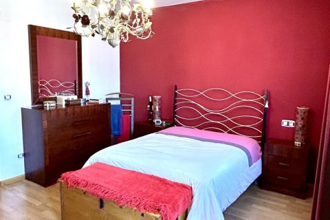 Villetta a schiera in vendita a Valverde de la Virgen, Leon, Spagna 4 camere da letto, 238 mq. N° 187857 - foto 13