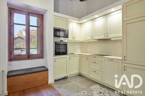 Apartment à vendre à Barcelona, Espagne, 1 chambre, 61 m2 No. 187856 - photo 4