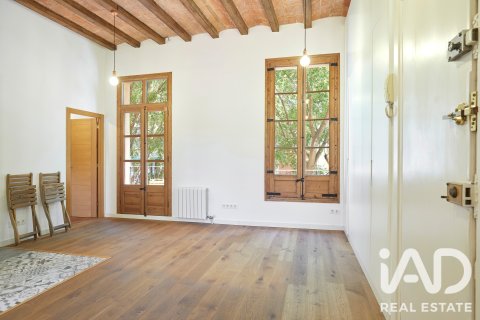 Apartment à Barcelona, Espagne 1 chambre, 61 m2 No. 187856