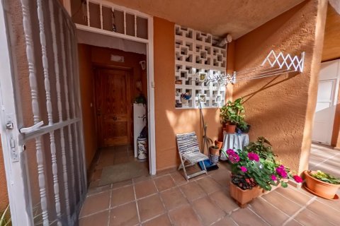 Продажа квартиры Бенидорм, Аликанте, Испания 2 спальни, 71м2 №133285 - фото 11