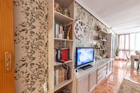 Продажа квартиры Бенидорм, Аликанте, Испания 2 спальни, 71м2 №133285 - фото 15