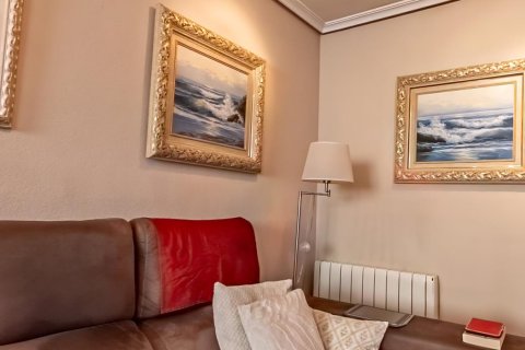 Продажа квартиры Бенидорм, Аликанте, Испания 2 спальни, 71м2 №133285 - фото 23