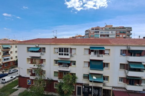 Apartment for sale in Alicante, Spain 3 bedrooms, 92 sq.m. No. 183469 - photo 18