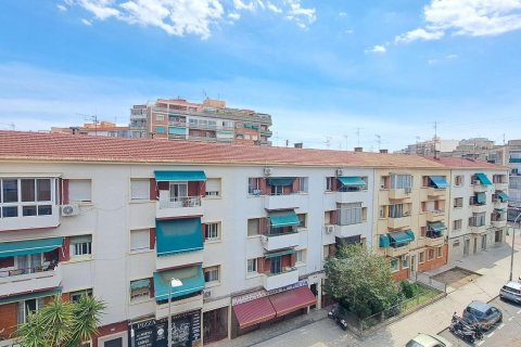 Apartment for sale in Alicante, Spain 3 bedrooms, 92 sq.m. No. 183469 - photo 14