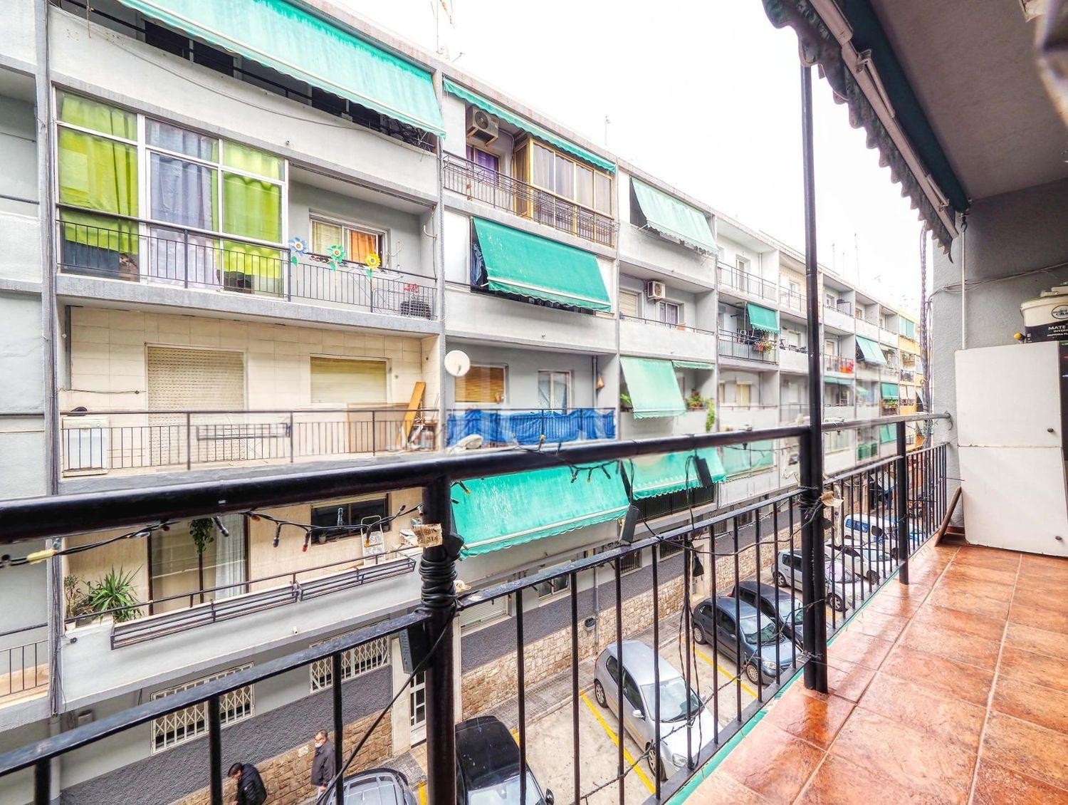 Apartment in Alicante, Spain 3 bedrooms, 63 sq.m. No. 183471