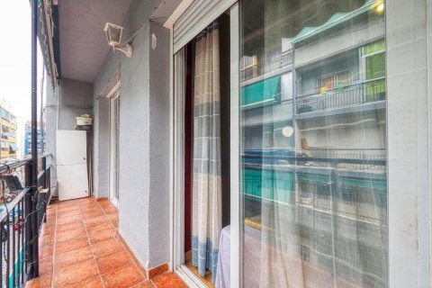 Apartment for sale in Alicante, Spain 3 bedrooms, 63 sq.m. No. 183471 - photo 15