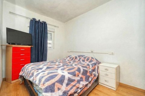 Apartment for sale in Alicante, Spain 3 bedrooms, 63 sq.m. No. 183471 - photo 18