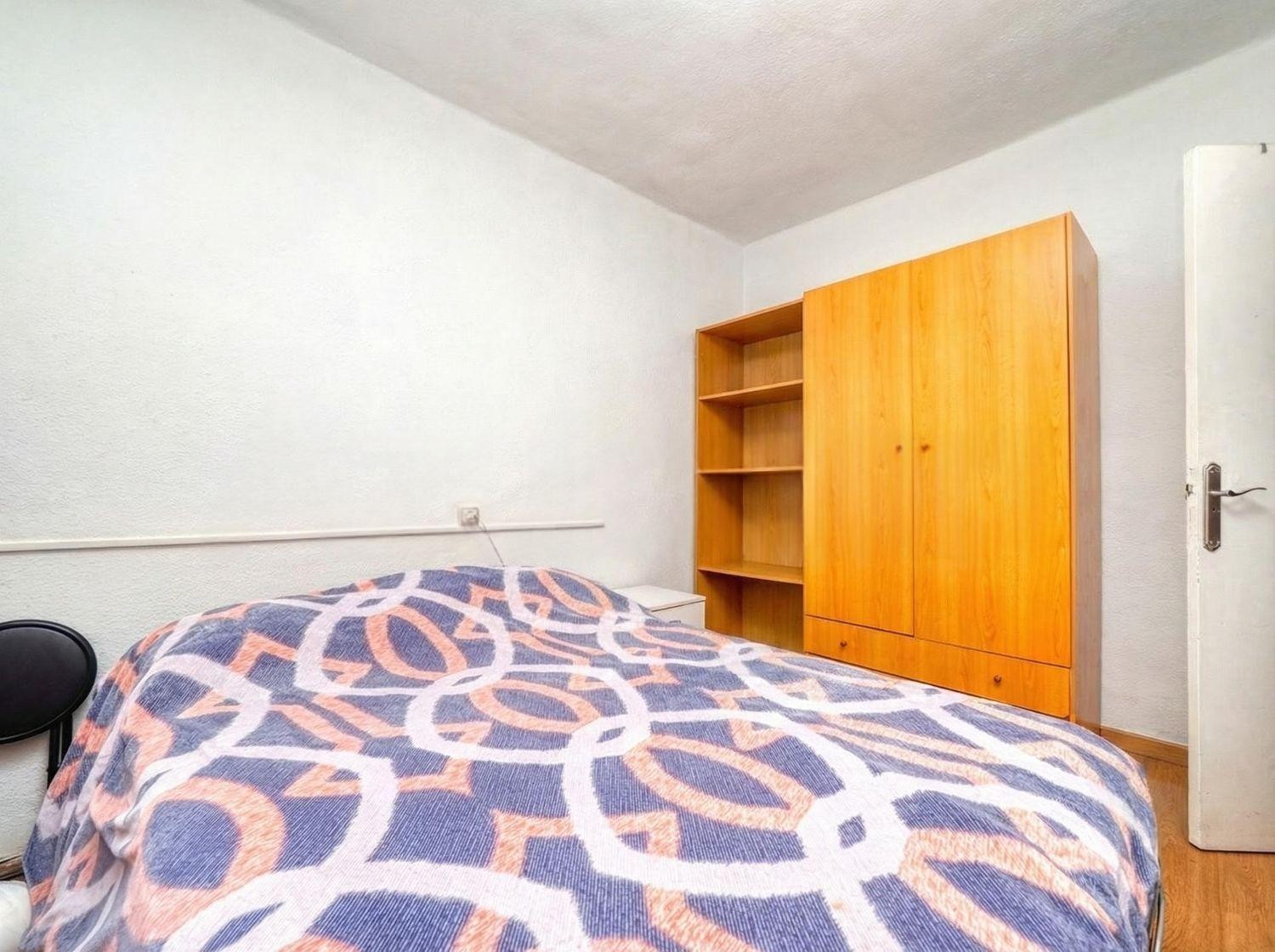 Apartment in Alicante, Spain 3 bedrooms, 63 sq.m. No. 183471