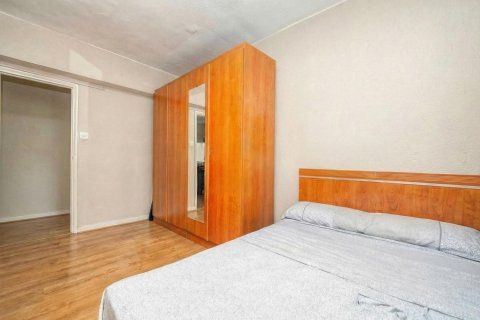 Apartment for sale in Alicante, Spain 3 bedrooms, 63 sq.m. No. 183471 - photo 22