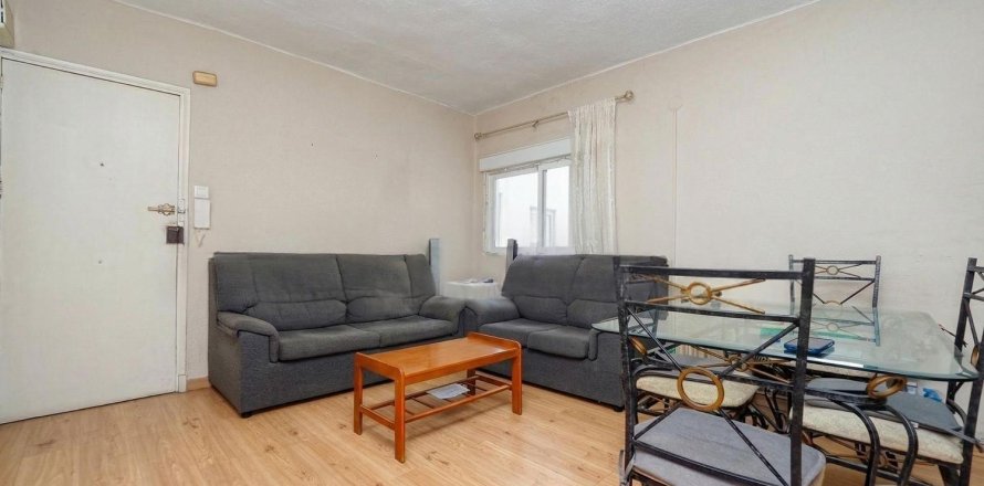 Apartment in Alicante, Spain 3 bedrooms, 63 sq.m. No. 183471