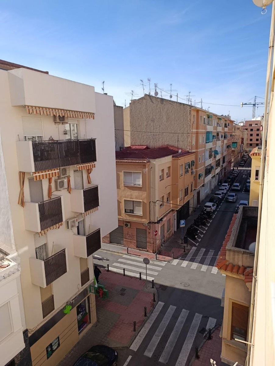 Wohnung in Alicante, Spanien 3 Schlafzimmer, 90 m2 Nr. 183473