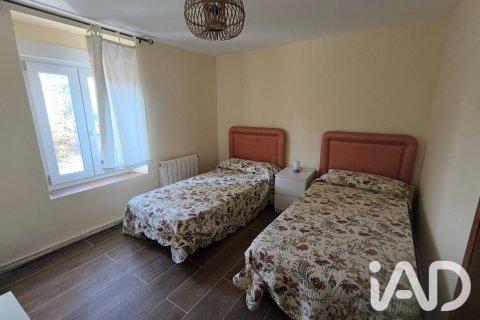 Huvila myytävänä Pajares De Los Oteros, Leon, Espanja, 2 makuuhuonetta, 260 m2 No. 187793 - kuva 18
