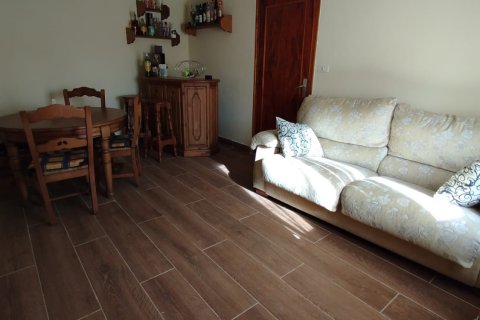 Huvila myytävänä Pajares De Los Oteros, Leon, Espanja, 2 makuuhuonetta, 260 m2 No. 187793 - kuva 7