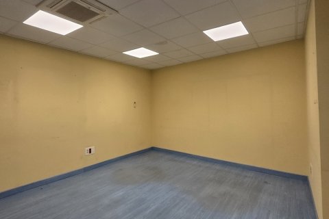 Продажа коммерческой недвижимости в Леон, Испания 450м2 №187790 - фото 7