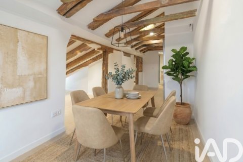 Продажа квартиры в Мадрид, Испания 1 спальня, 45м2 №187795 - фото 1