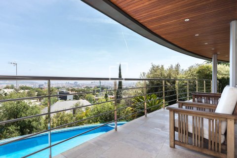 Villa till salu i Esplugues de Llobregat, Barcelona, Spanien 8 sovrum, 826 kvm. Nr. 150918 - foto 8