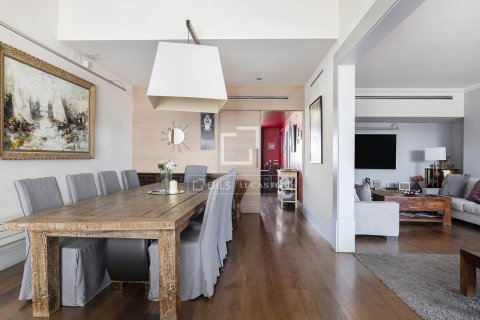 Penthouse w Barcelona, Hiszpania 5 sypialni, 346 mkw. nr 150920 – zdjęcie 16