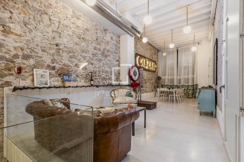 Apartament w Barcelona, Hiszpania 2 sypialnie, 292 mkw. nr 150921 – zdjęcie 16